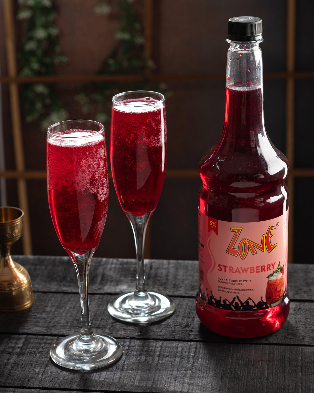 Strawberry Hibiscus Iced Tea | Mocktail Drinks